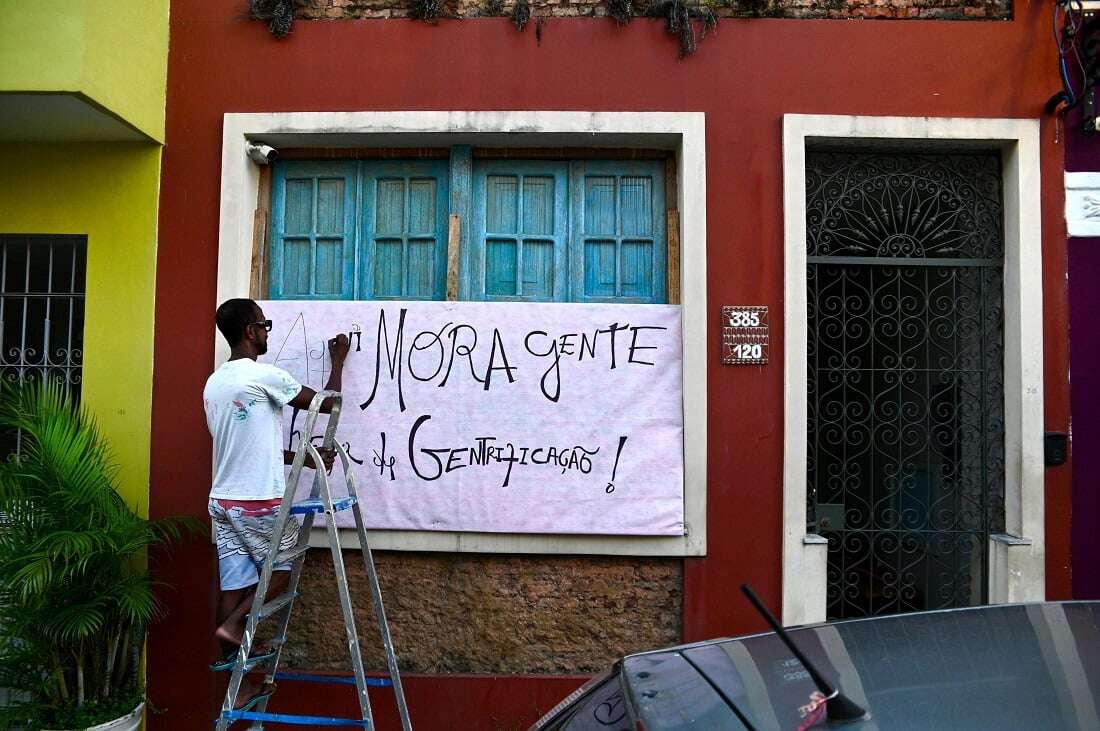 Entenda o que leva os moradores a colocar as casas à venda no Santo Antônio Além do Carmo