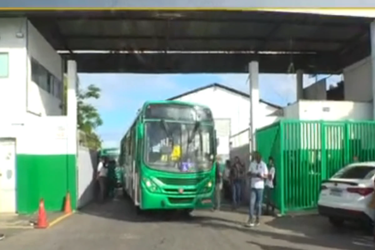 Rodoviários anunciam greve por tempo indeterminado em Salvador