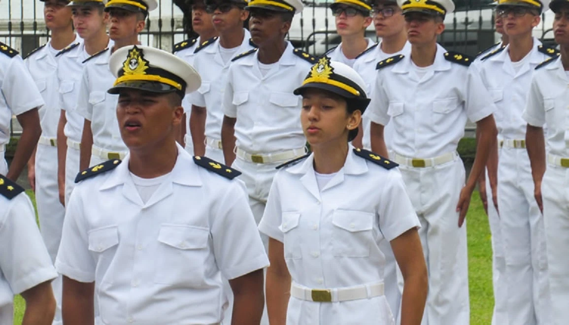 Colégio Naval está com inscrições abertas; alunos recebem bolsa de R$ 1,4 mil