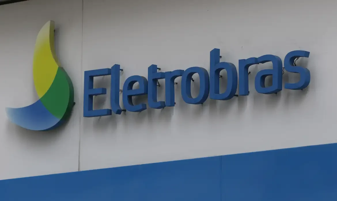 Eletrobras tem processo seletivo com 108 vagas em diversas áreas de trabalho