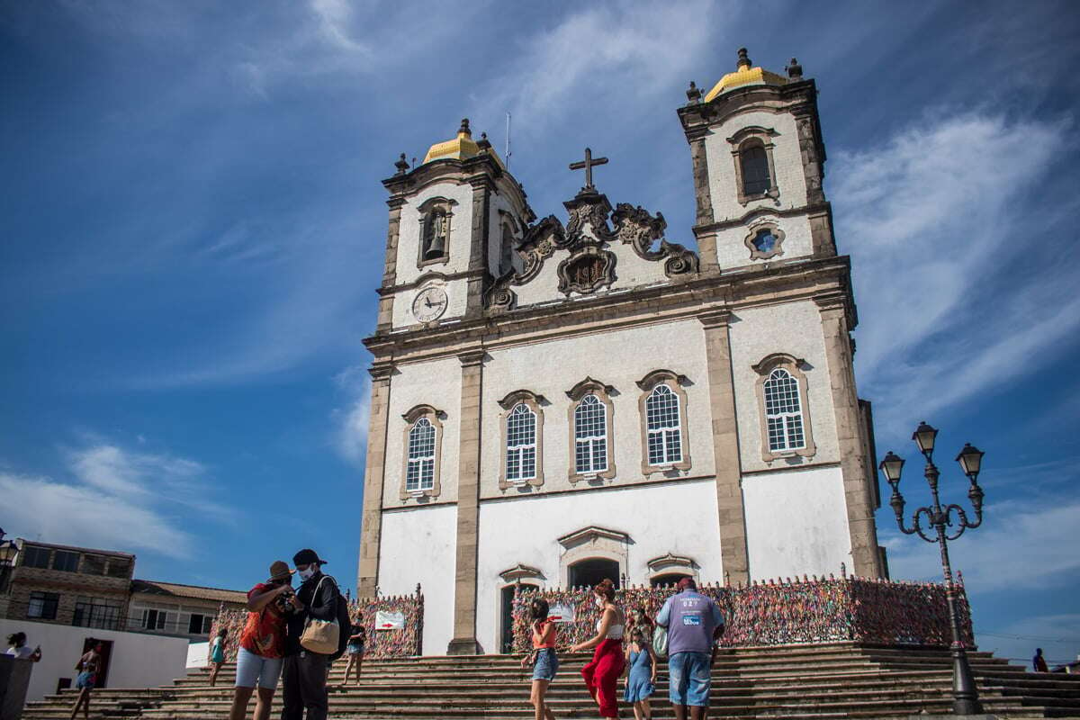 Semana do Pobre oferece exames, consultas médicas e outros serviços no Bonfim