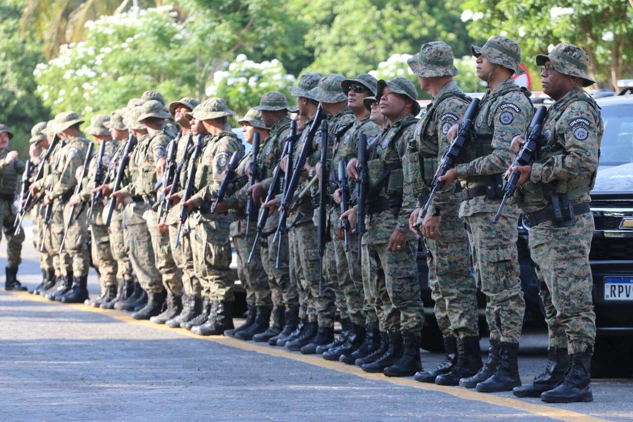 PMs da 'Caatinga' chegam em Salvador para atuar contra facções