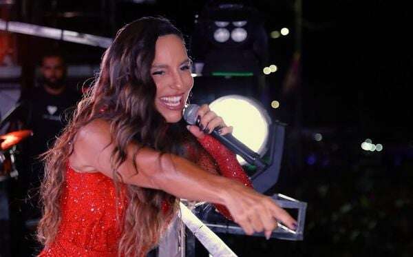 Ivete Sangalo revela o segredo para aguentar a maratona de Carnaval aos 52 anos