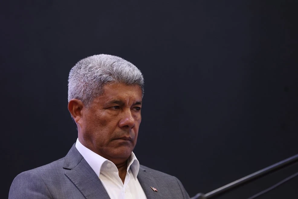 Jerônimo diz ter cumprido 92% das promessas, mas levantamento aponta apenas 36%
