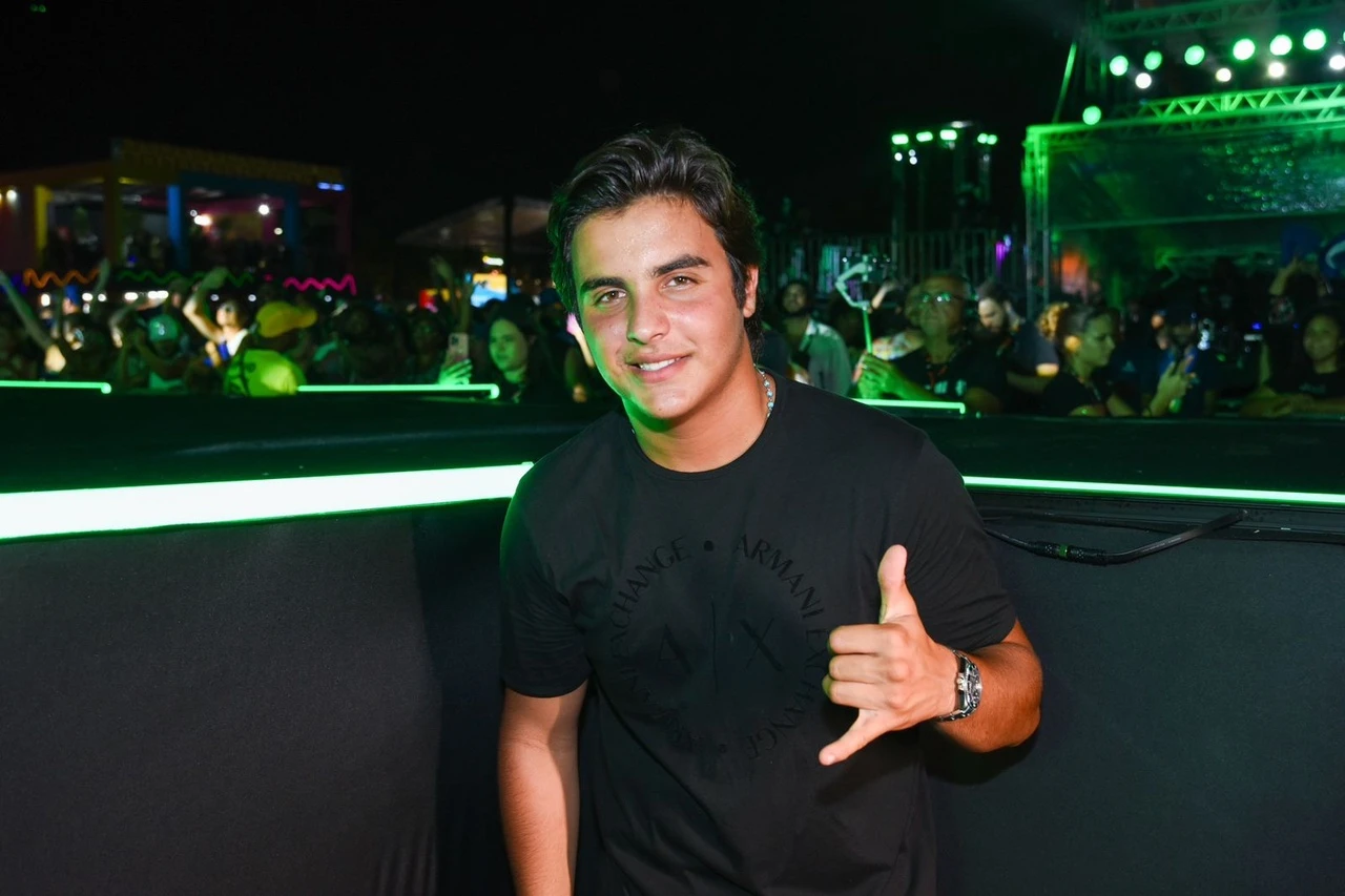 ‘Parece fisiculturista’: filho de Ivete impressiona com foto exibindo músculos; veja