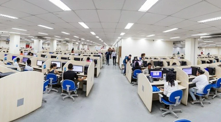 Empresa realiza mutirão com oferta de 500 vagas para operador de telemarketing