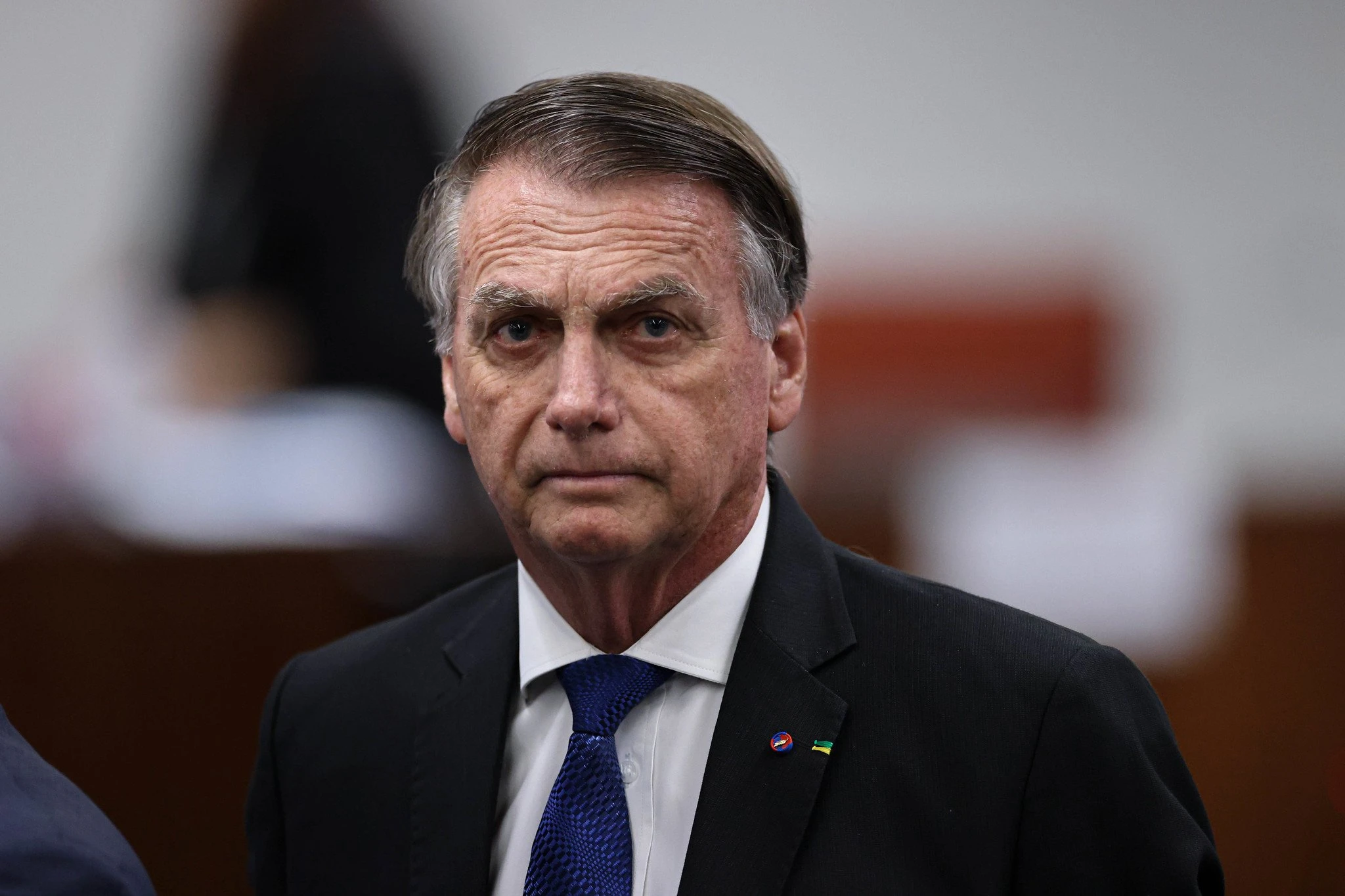 Bolsonaro é alvo de operação da PF e vai ter que usar tornozeleira eletrônica