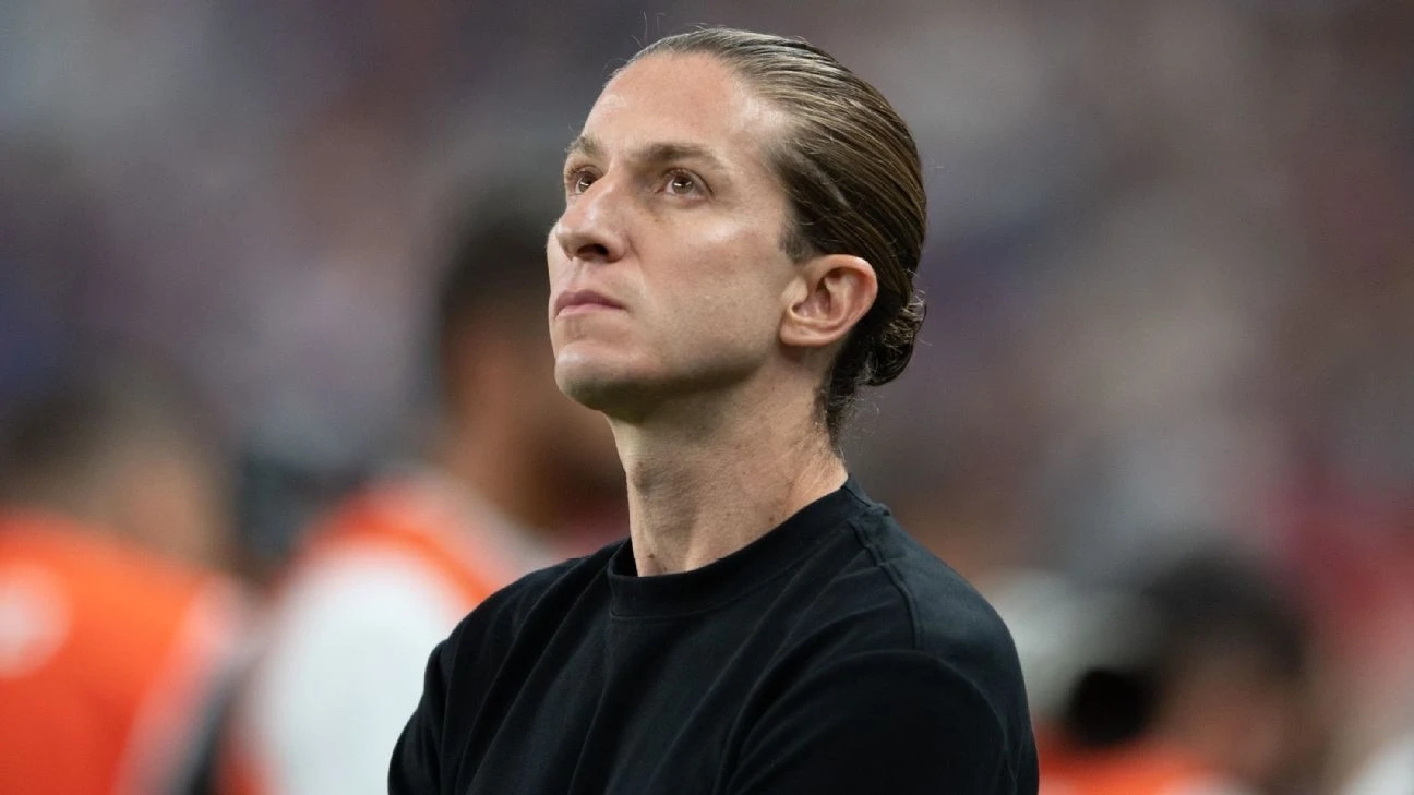 Filipe Luís é apresentado no Monaco e revela motivo da escolha: 'Foi uma decisão fácil'