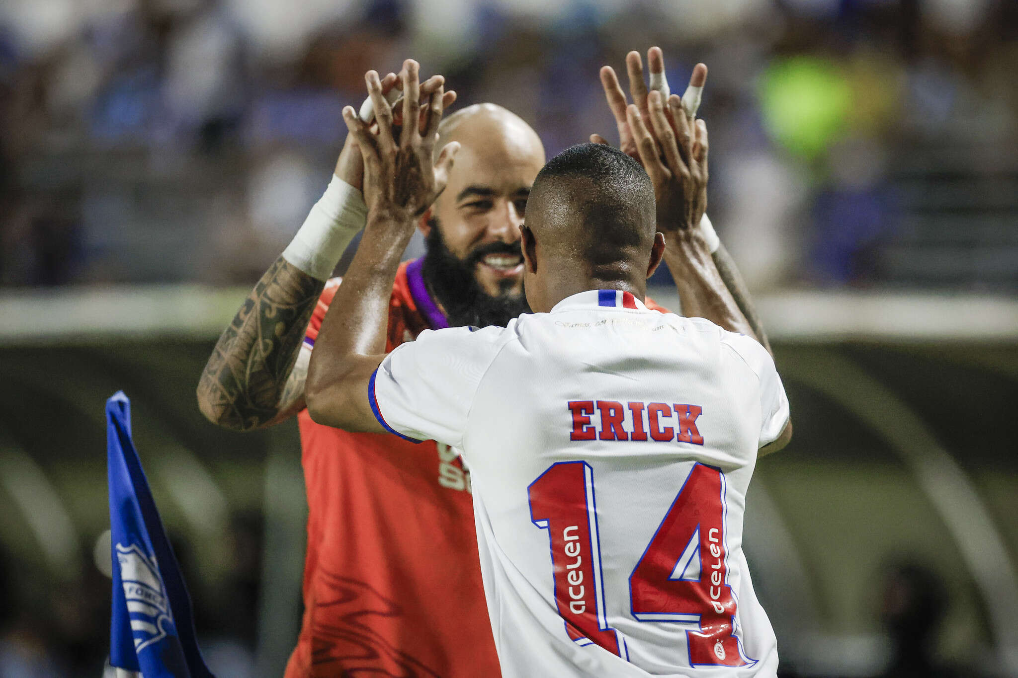 Após vencer na Copa do Nordeste, Erick mira final contra o Vitória: 'Fazer uma boa partida'