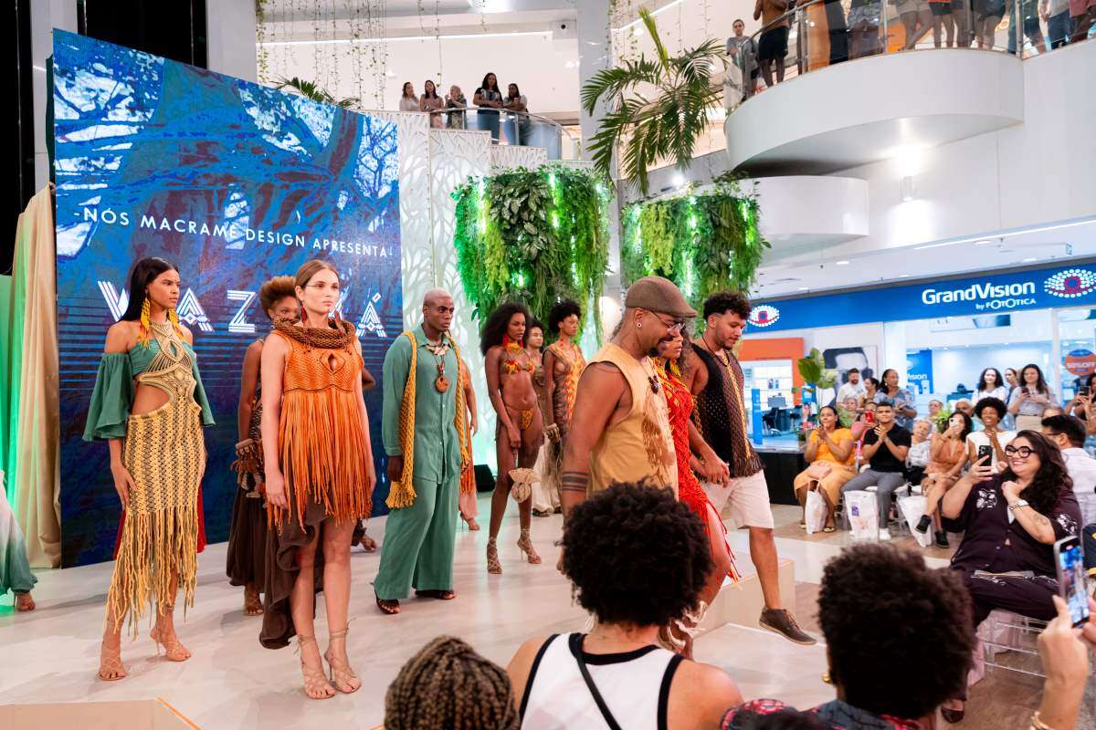 Artesania e ancestralidade marcam desfile do Novos Talentos no Barra Fashion 2024