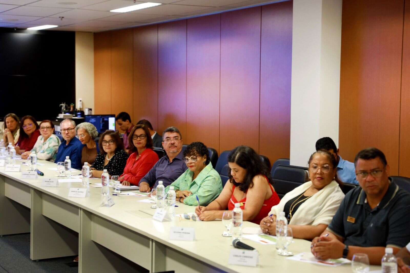 Escolas estaduais têm até dia 14 para discutir aplicação da Lei do Celular