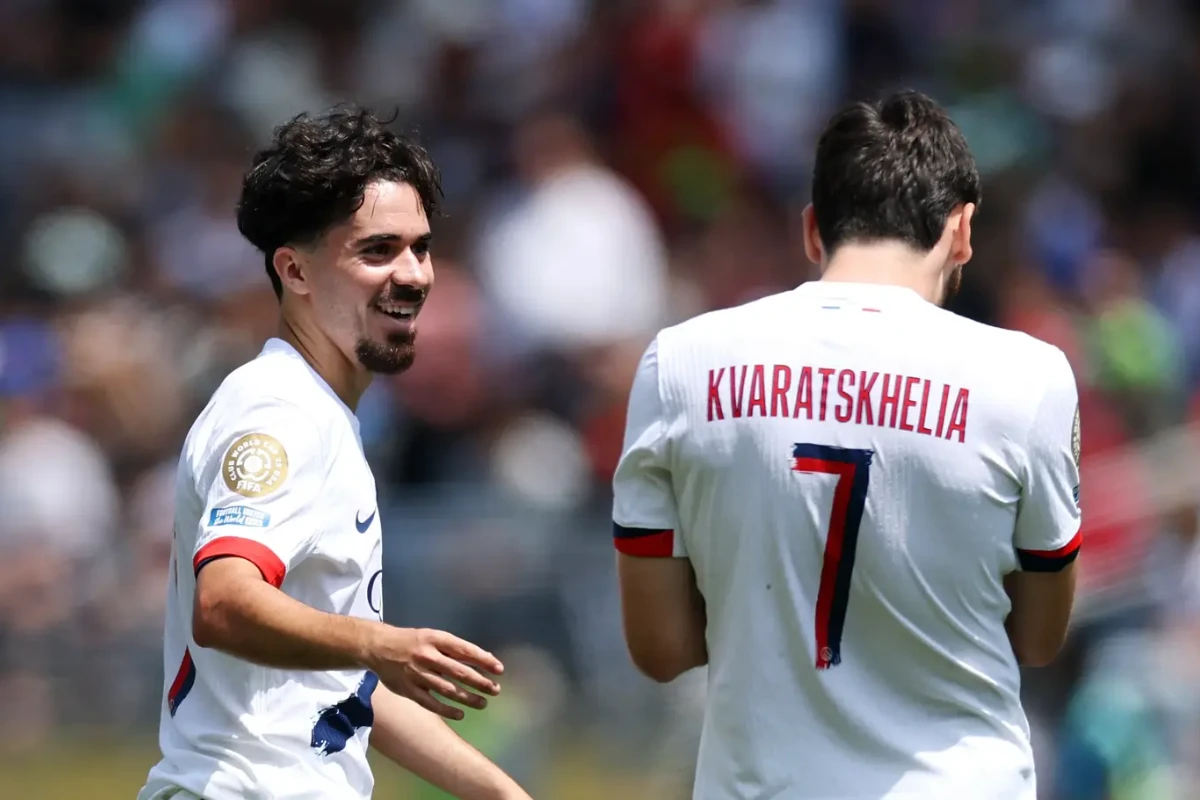 Mesmo sem brilhar, PSG derrota o Seattle Sounders e se classifica
