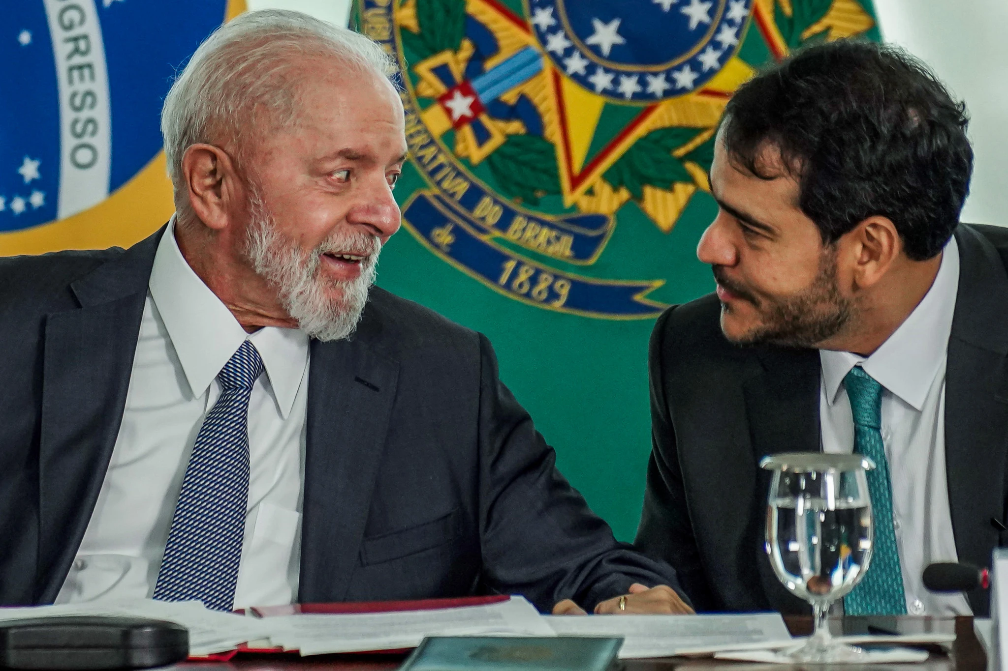 Lula diz que vai voltar a enviar ao Senado indicação de Messias ao STF
