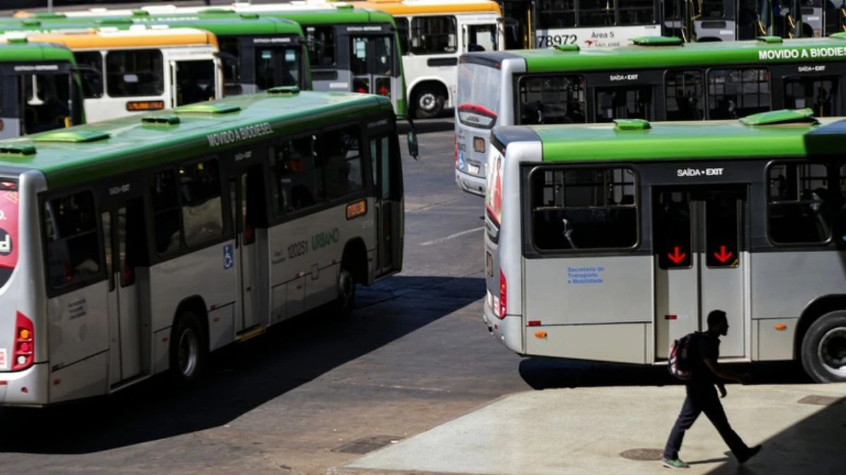 Gasto com transporte consome até 18% do salário mínimo e sufoca famílias de baixa renda