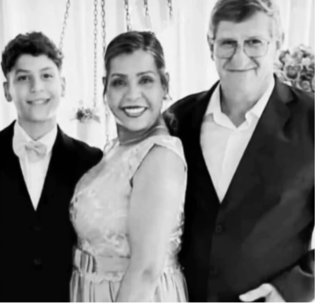 Acidente na BR-242 deixa três pessoas da mesma família mortas na Bahia