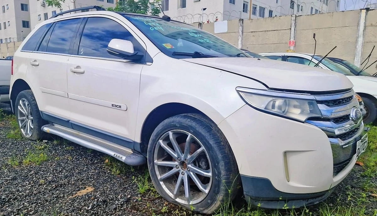 Leilão do Detran tem Ford Edge por R$ 7 mil; confira detalhes