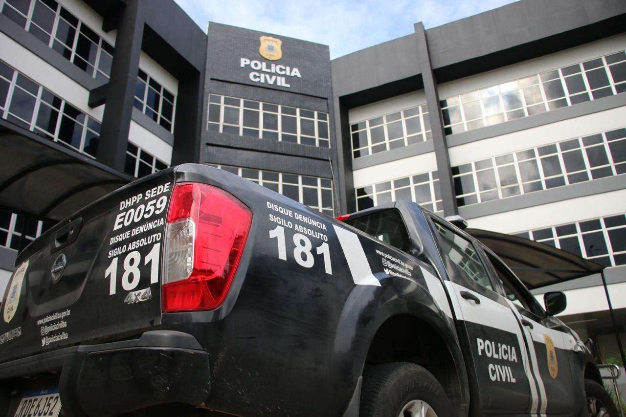 Delegado do Depom é afastado após sumiço de 14 fuzis e mortes de informantes