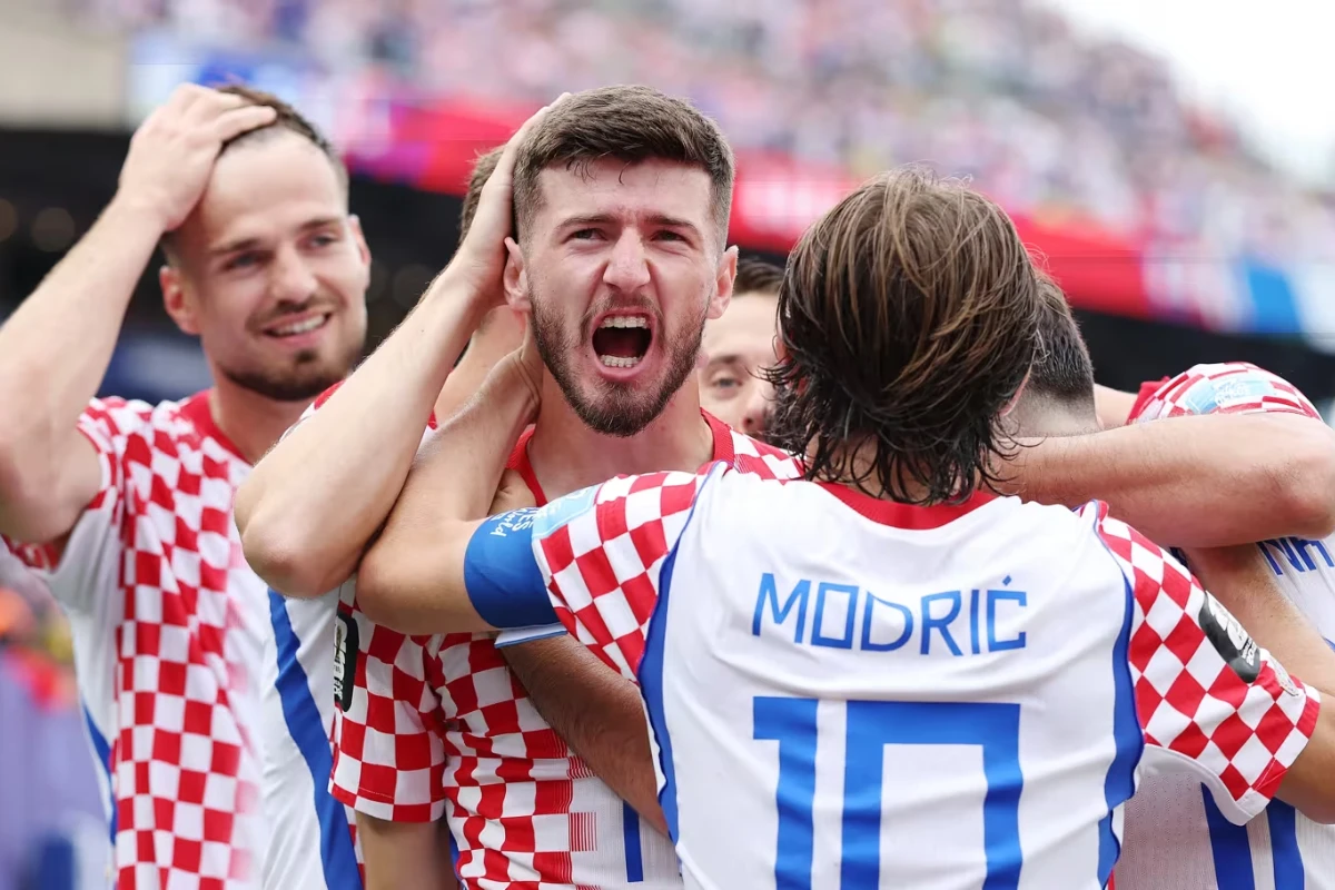 Modric lidera, Croácia vence Gana e garante classificação na Copa do Mundo