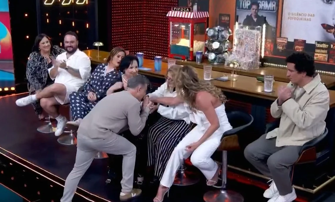 Dona Déa e Livia Andrade fazem as pazes ao vivo no Domingão do Huck: 'As pessoas nunca perceberam'