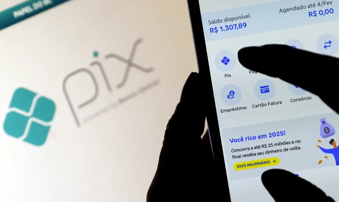 PIX parcelado chega em setembro e vai facilitar compras para quem não tem cartão