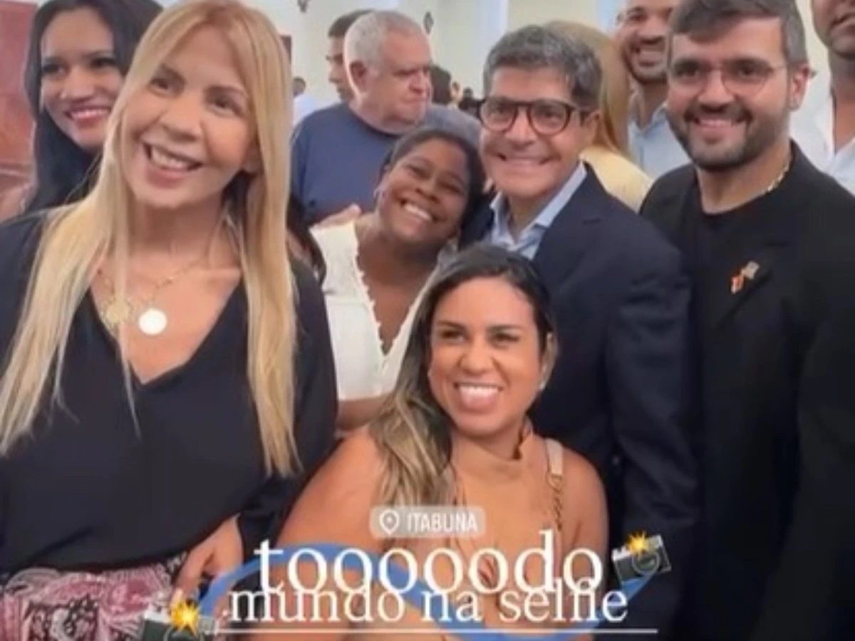 Prefeitura de Itabuna demite professoras por cumprimentar ACM Neto