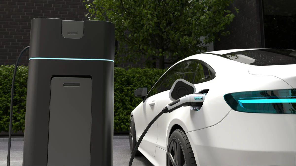 Vai comprar um carro elétrico? Esse número é o que mais engana na hora da compra