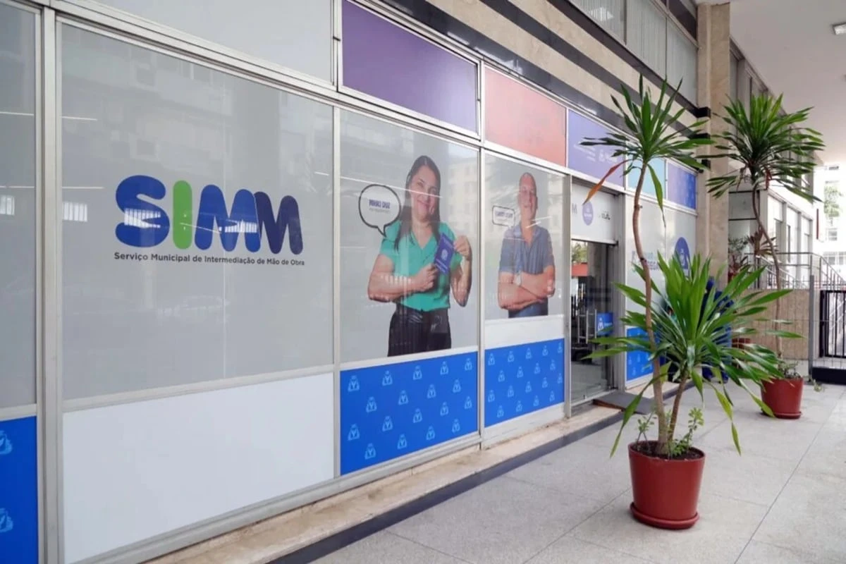 SIMM oferece mais de 350 vagas de emprego em Salvador; salários chegam a R$ 3,5 mil