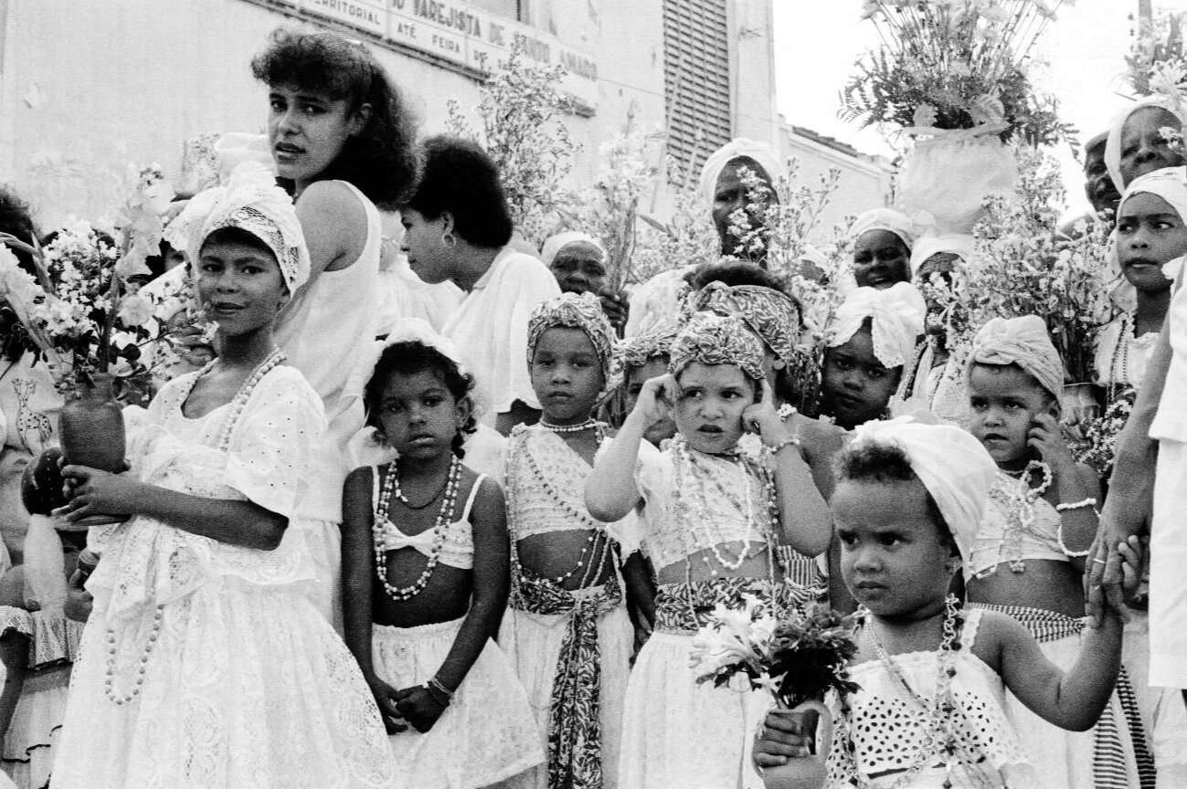 Exposição que celebra identidade e resistência do povo negro entra em cartaz na Caixa Cultural