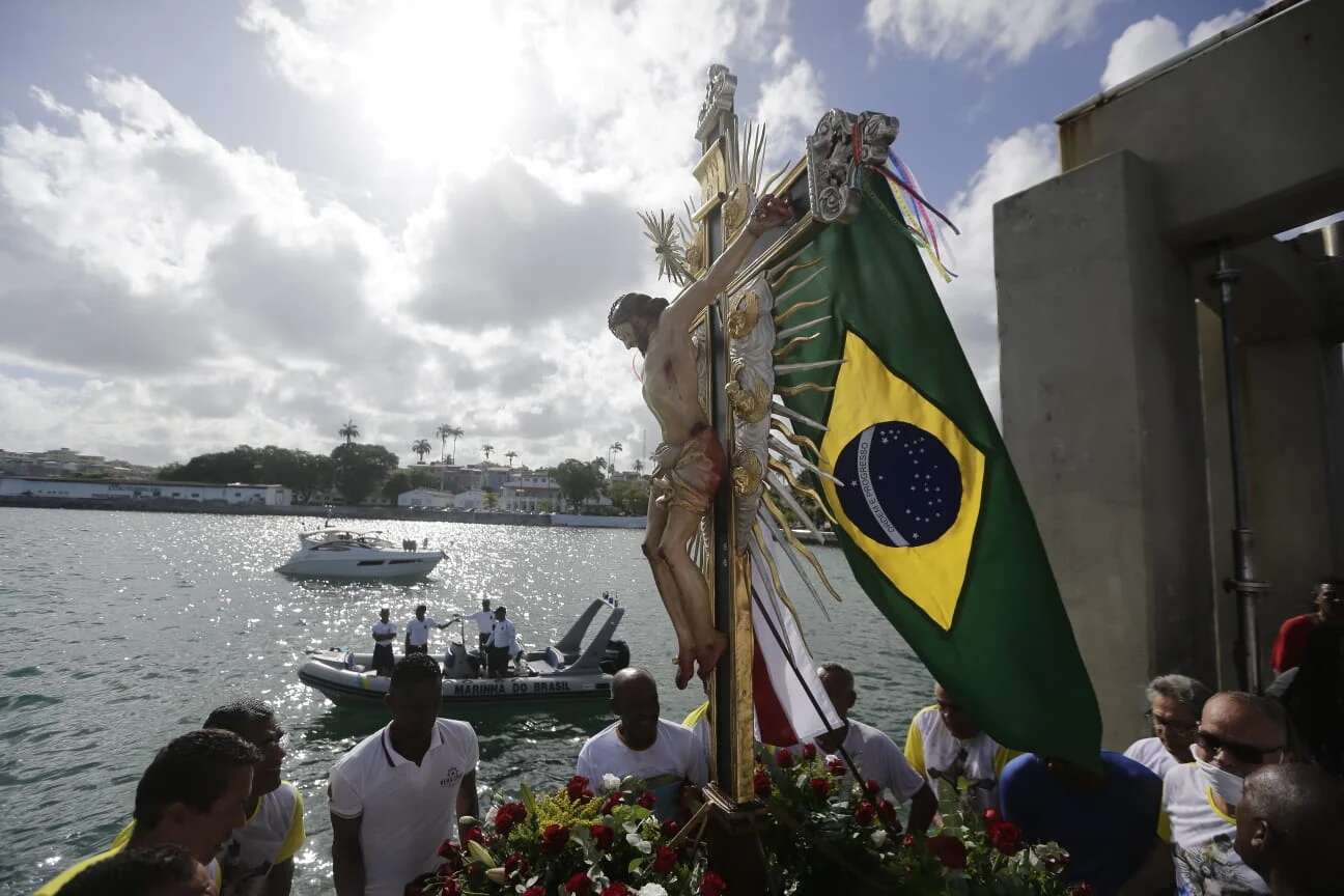 Adiada pelas chuvas, procissão marítima com imagem do Senhor do Bonfim acontece amanhã (15)