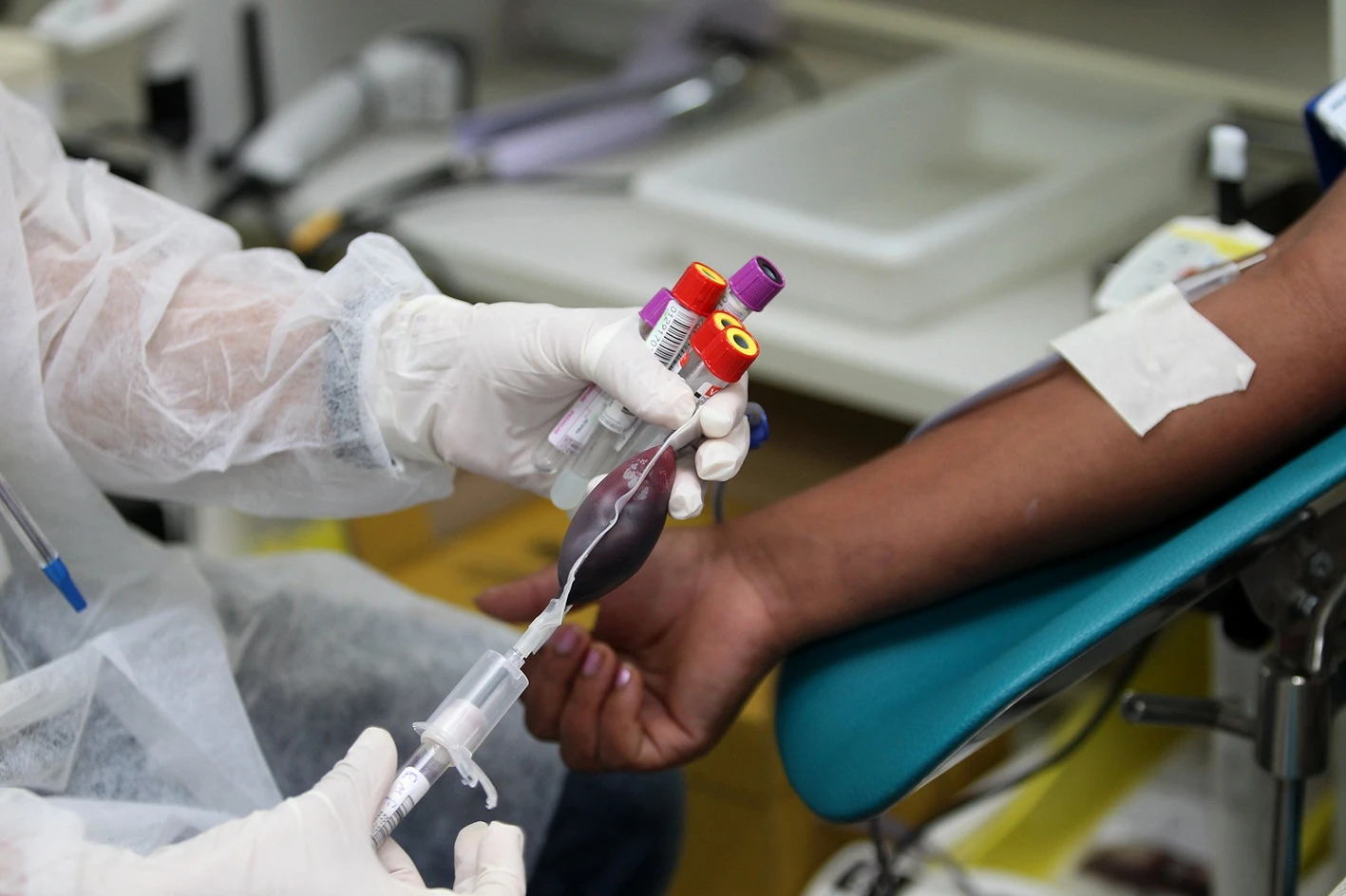 Com estoque crítico, Hemoba promove Sabadão Solidário; veja onde doar