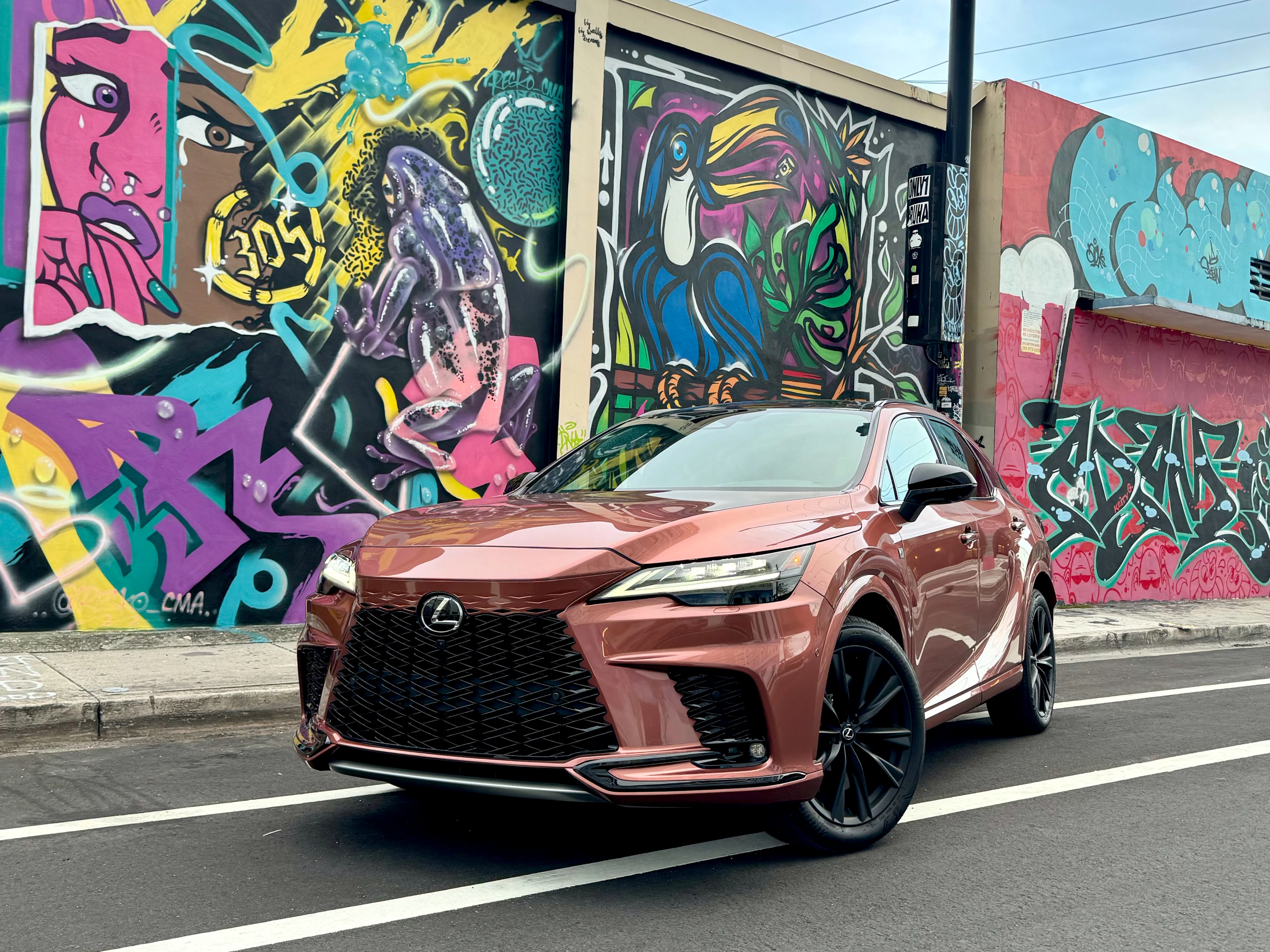 Lexus RX, SUV de luxo mais vendido nos EUA tem até 10 anos de garantia no Brasil