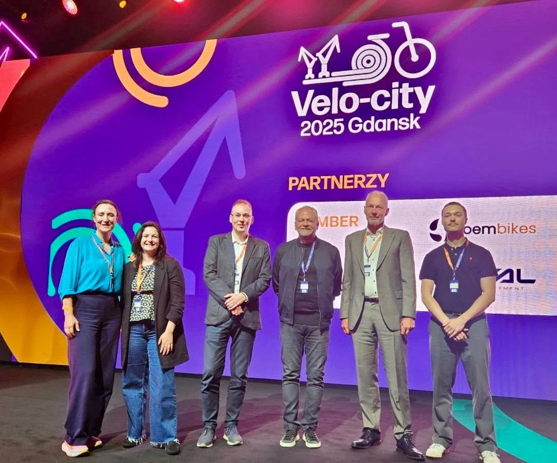 Salvador apresenta em evento na Polônia programa que educa motoristas de ônibus sobre ciclistas