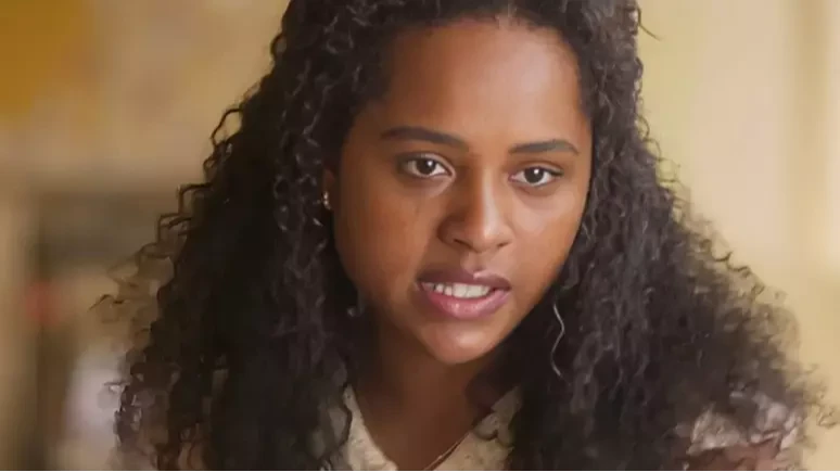 'Garota do Momento': Beatriz é dopada e Juliano surta ao descobrir troca na clínica