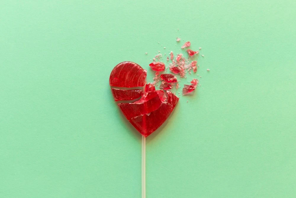 Existe uma quantidade de açúcar segura para consumo? Cardiologista explica