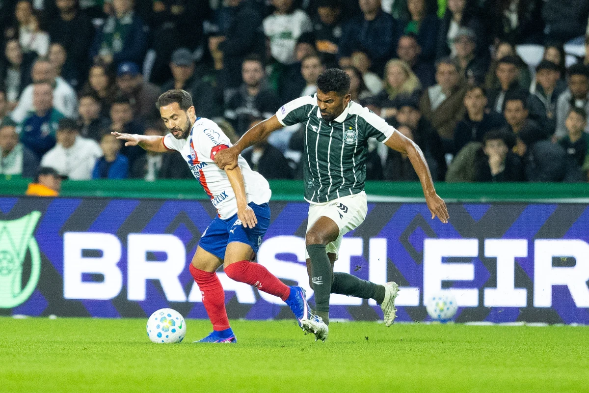 Bahia perde para o Coritiba e chega a pior sequência sob o comando de Rogério Ceni