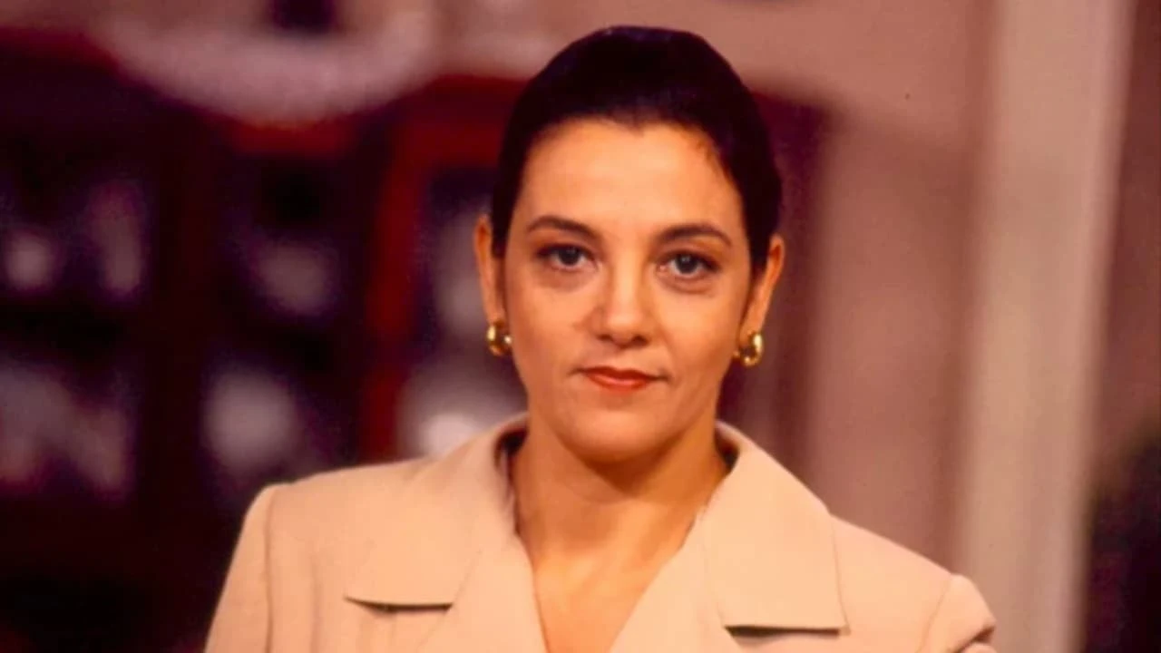 Longe da Globo, atriz de 'A Viagem' ressurge em peça premiada na Europa aos 71 anos
