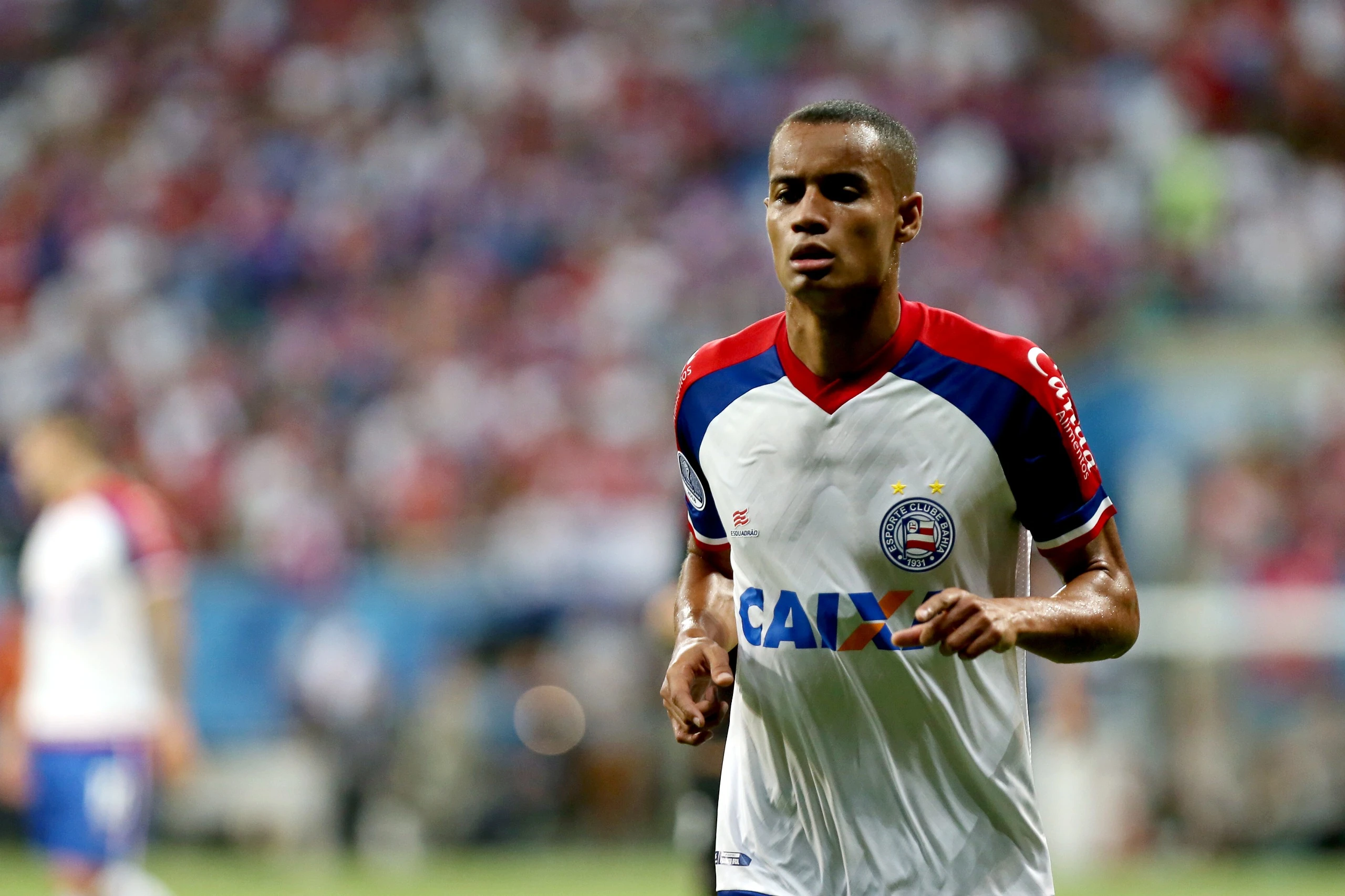Lateral ex-Bahia se torna ídolo na Dinamarca e alcança marca histórica