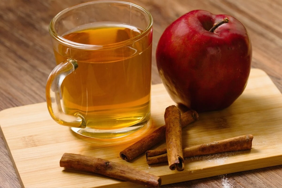 Aprenda 3 receitas de chás para desinflamar e desintoxicar o corpo