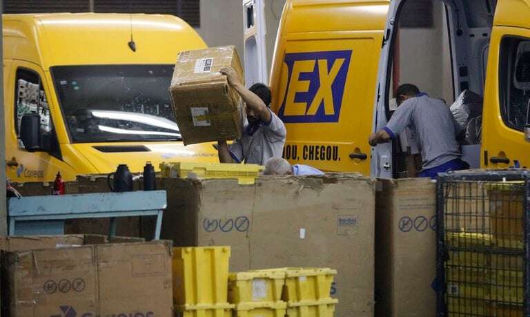 Correios lançam campanha para atender vendas da Black Friday