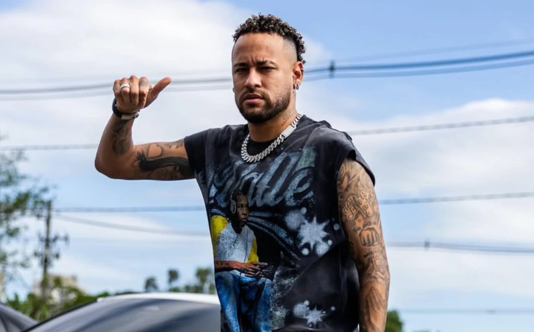 Vídeo de Neymar que viralizou nas redes sociais é falso; veja
