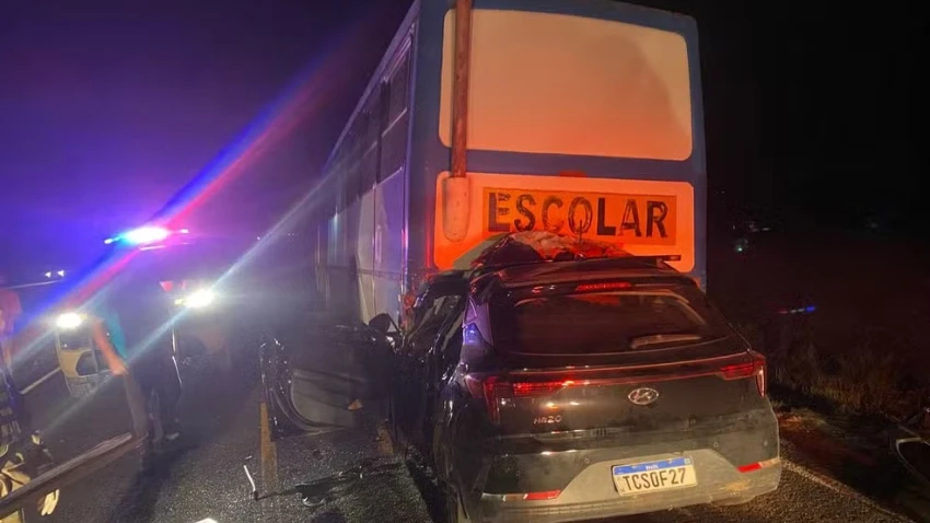 Acidente com romeiros deixa motorista em estado grave no oeste da Bahia