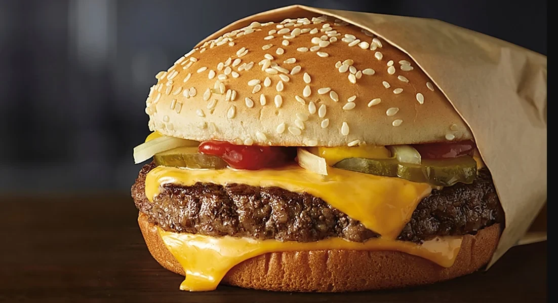 McDonald’s lança promoção com dois sanduíches por R$ 29,90