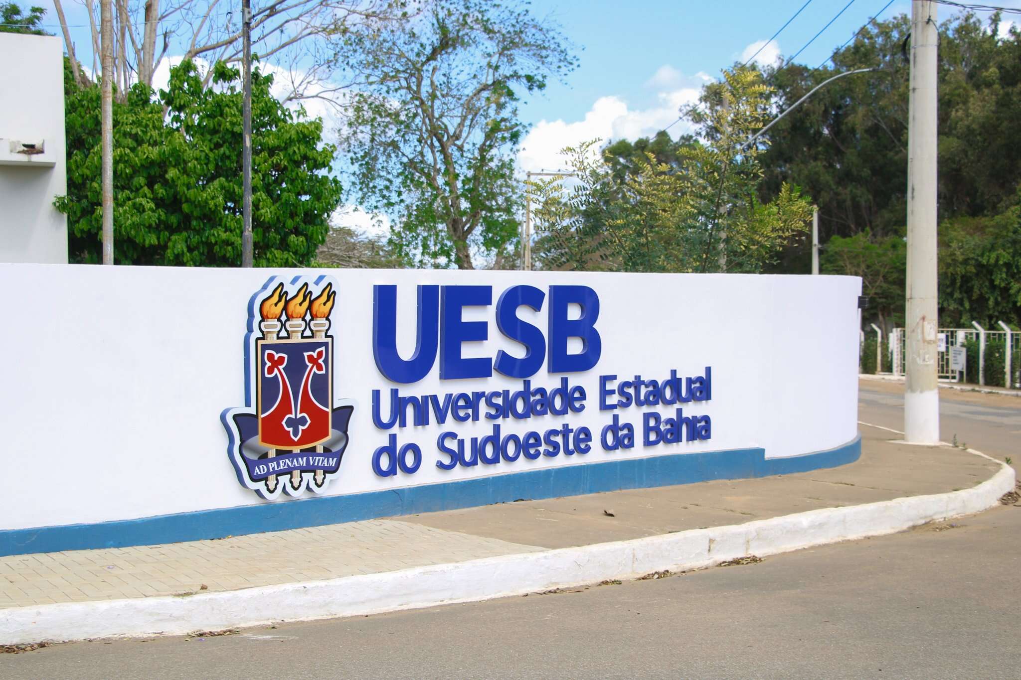 Uesb abre seleção para professor substituto em Vitória da Conquista