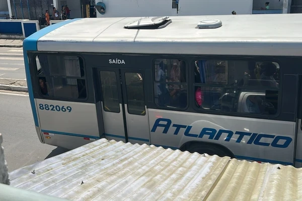 Moradores de São Sebastião do Passé denunciam condições de transportes intermunicipais para Salvador
