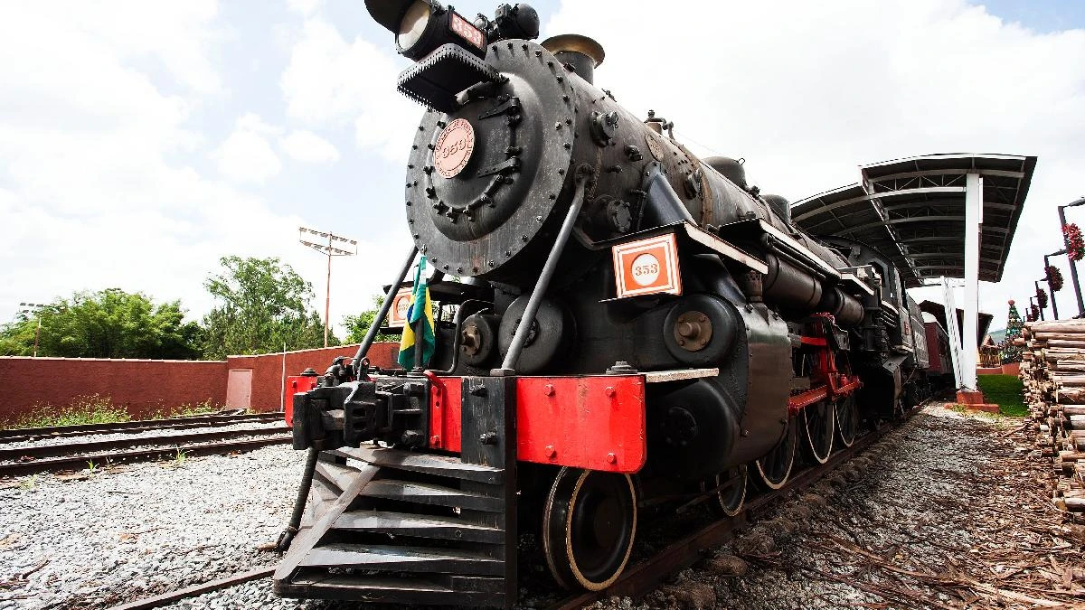 Passeio de trem histórico com refeição é opção de turismo alternativo em São Paul