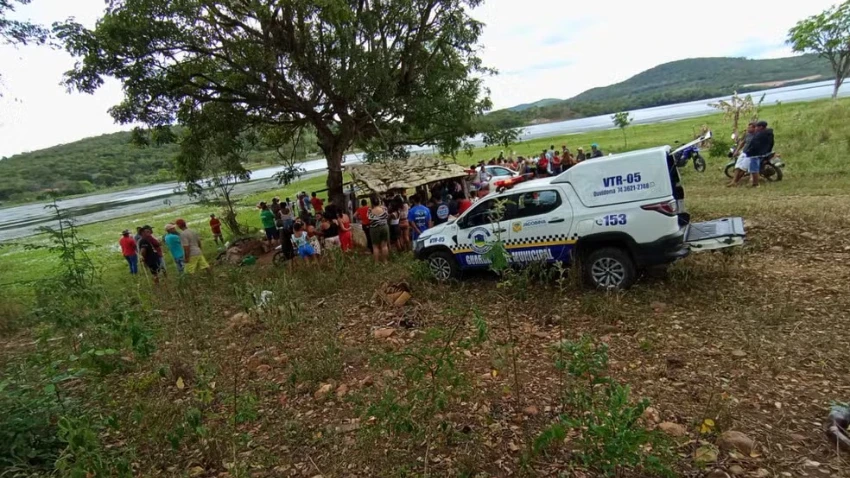 Tio e sobrinho morrem afogados em barragem no interior da Bahia