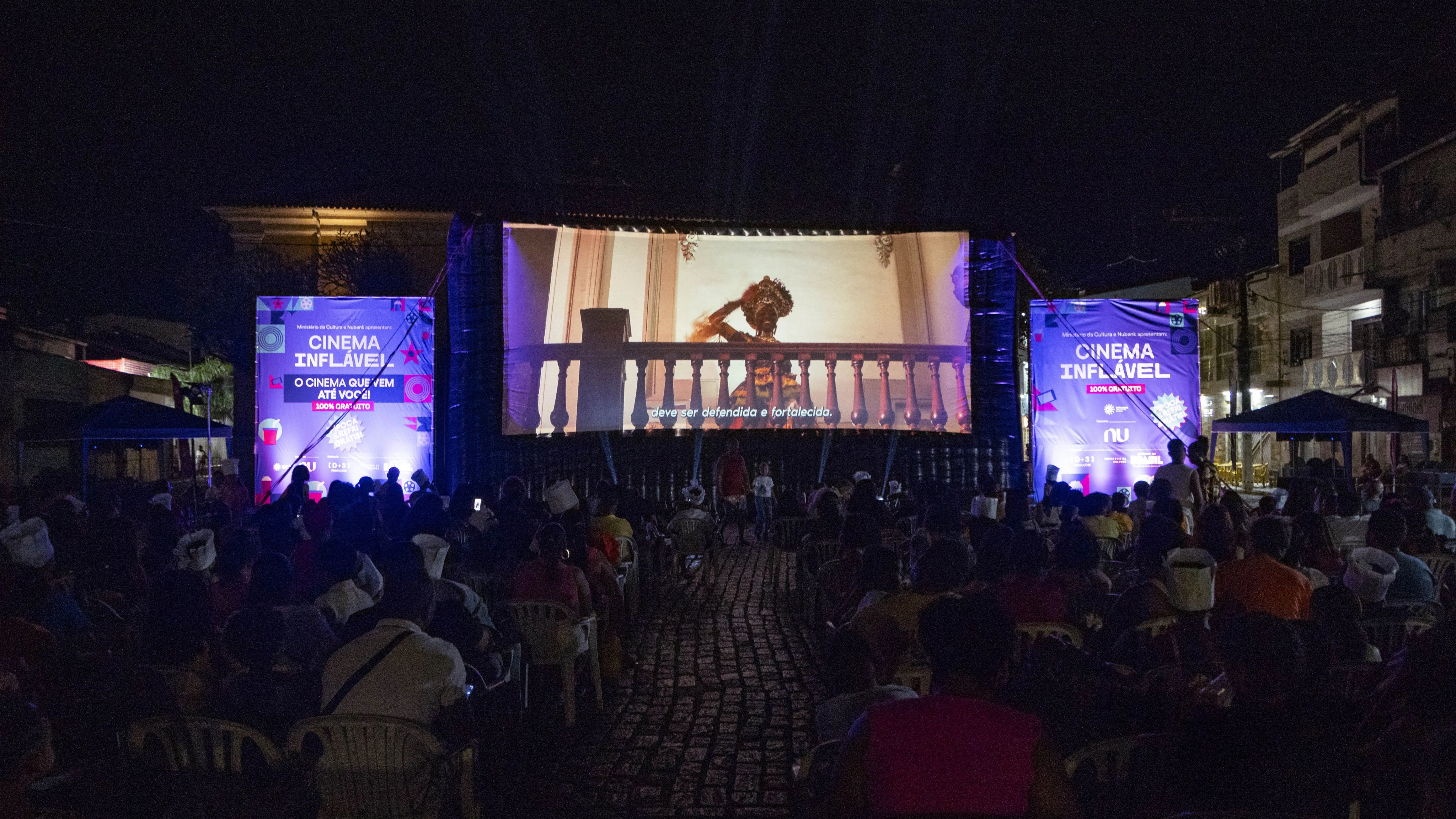 Cidade baiana recebe cinema a céu aberto gratuito; confira