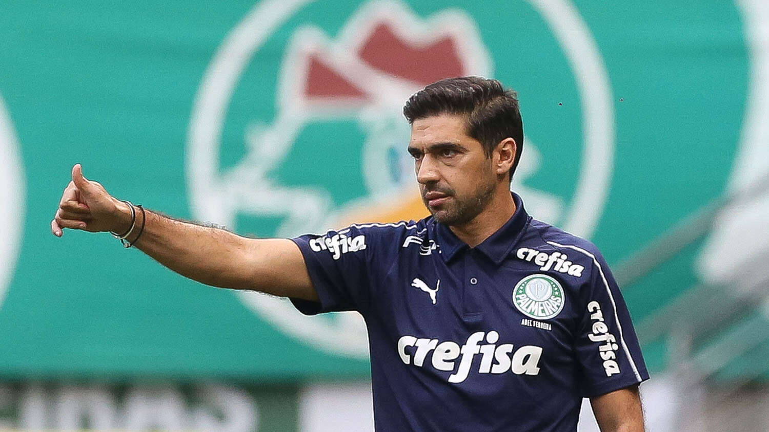 Abel Ferreira está na 'linha de frente' para ser próximo técnico do Sporting, diz jornal