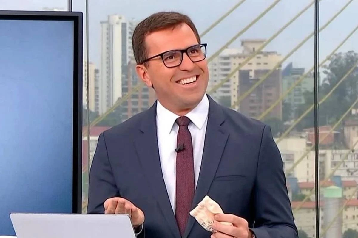Rodrigo Bocardi acerta com o SBT e vai comandar telejornal inédito na emissora