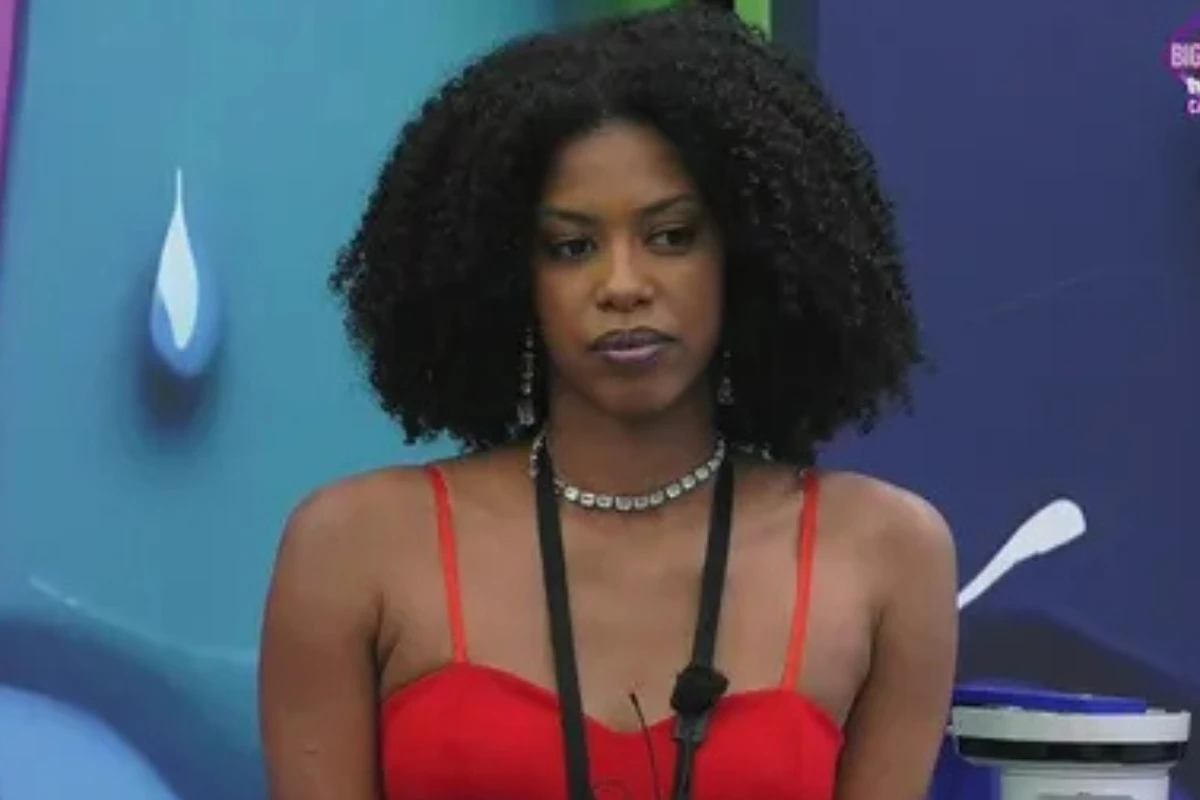 Baiana é humilhada no Big Brother de Portugal: 'Parece uma galinha'